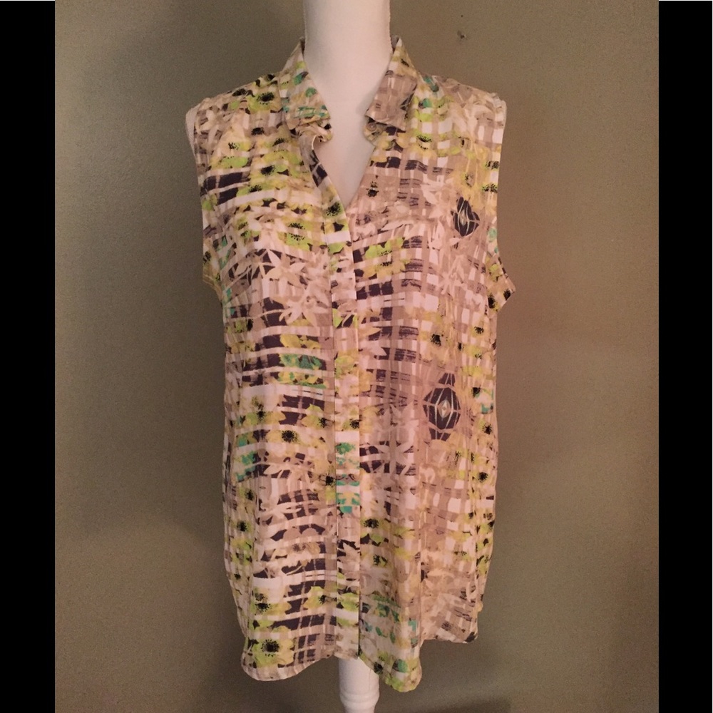 NWT Sleeveless Green & Tan Blouse